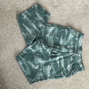 Green camo Athleta sweatpants